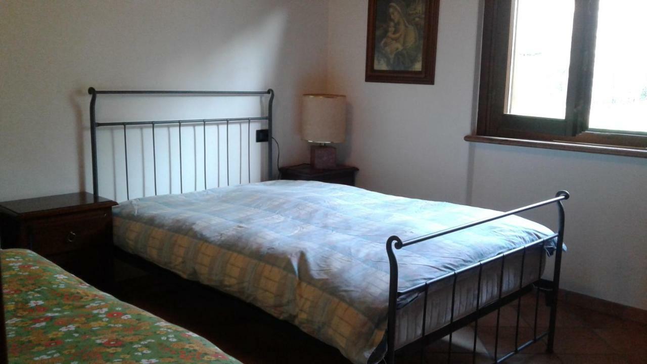 Appartamento Monteisola Mara Monte Isola Bagian luar foto