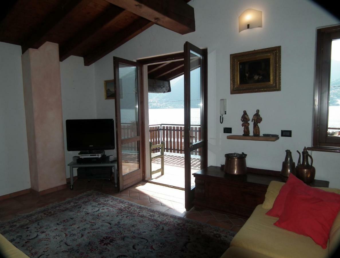 Appartamento Monteisola Mara Monte Isola Bagian luar foto