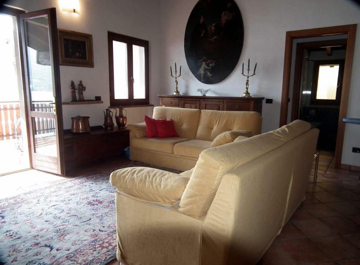 Appartamento Monteisola Mara Monte Isola Bagian luar foto