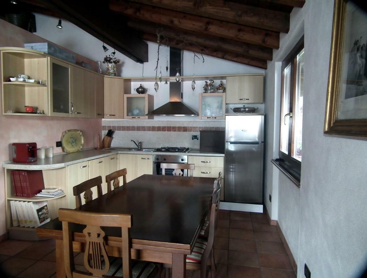 Appartamento Monteisola Mara Monte Isola Bagian luar foto